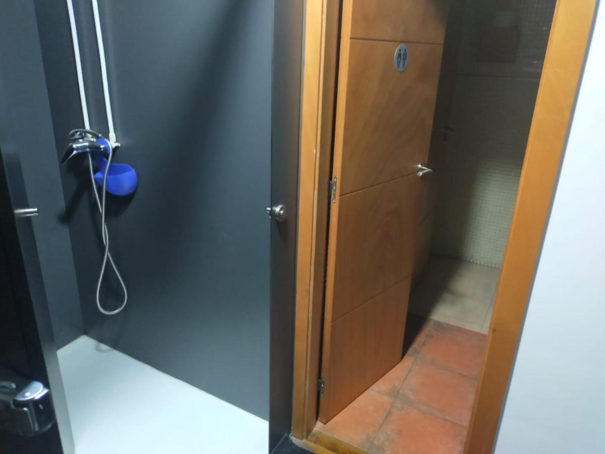 Albergue -Wifi- O Apartamento -No Wifi- Camino Santiago Porrino - En Pleno Centro - City Centre Порриньо Экстерьер фото
